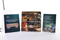 GAMBAR BUKU BUKU TERBITAN JMM UNTUK KEGUNAAN BROSUR DAN PROMOSI BAHAN BAHAN TERBITAN