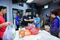 GOTONG ROYONG BUBUR LAMBUK DI SURAU AL- FALAH