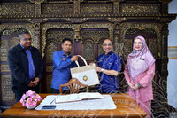 KUNJUNGAN HORMAT PESURUHJAYA WARISAN JABATAN WARISAN NEGARA & MESYUARAT JAWATANKUASA PAKAR OBJEK WARISAN