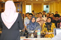 BICARA PENDIDIK EVOLUSI PERLEMBAGAAN NEGERI