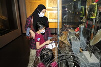 AKTIVITI HUJUNG MINGGU  DI LOBI MUZIUM NEGARA