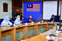 LAWATAN PENSYARAH DARI KOLEJ PENGAJIAN SENI KREATIF UiTM SHAH ALAM KE GALERI MUZIK