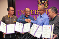 18.02.2020 - MAJLIS MENANDATANGANI DAN PERTUKARAN MEMORANDUM PERSEFAHAMAN (MoU) DI ANTARA JMM & UNIVERSITI SAINS MALAYSIA (USM)