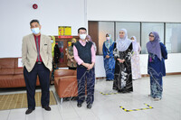 MAJLIS CLOCK OUT PENGARAH BAHAGIAN KHIDMAT PENGURRSAN PUAN NOORAZREEN IDAYU BT KAMAROZZAMAN