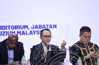 DIALOG MEMASYARAKATKAN PERLEMBAGAAN MALAYSIA