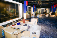 MENGAMBIL GAMBAR UNTUK PEMBUBARAN PAMERAN RAJA KITA