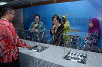 KURSUS BAHASA INGGERIS "BETTER SPOKE ENGLISH "  PERINGAT ASAS