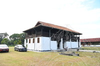 FASAD BANGUNAN RUMAH PENGAWAL KESELAMATAN NGAH IBRAHIM (KAPTEN SPEEDY)