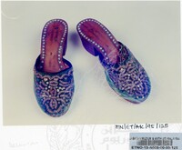 KOLEKSI ALAS KAKI (JILID 1)