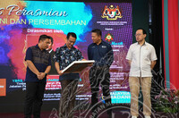 MAJLIS PERASMIAN PAMERAN SENI DAN PERSEMBAHAN ART SHOW MUZIK SENI PENDIDIKAN & UNITI