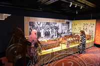 GAMBAR KOLEKSI TEMBAGA