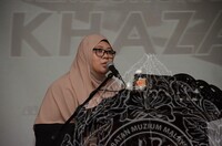 BICARA MUZIUM MEMBONGKAR KHAZANAH SILAM