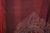 PENDOKUMENTASIAN KOLEKSI TEKSTIL BAGI PAMERAN ASEAN