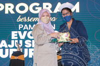 Program Bersempena Pameran Evolusi Baju Seragam Jururawat