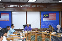 KUNJUNGAN HORMAT PENGARAH LEMBAGA MUZIUM NEGERI PERAK  KE JABATAN MUZIUM NEGARA