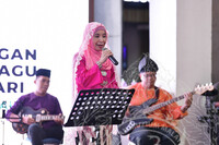 NOSTALGIA ANAK KAMPUNG (PERTANDINGAN KARAOKE RAJA SEHARI)