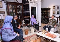 PENGAMBILAN KOLEKSI DI RUMAH DS NAZRI BIN ABD.AZIZ