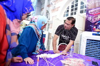 BENGKEL IKAT & CELUP EKSPRESI WARNA JALUR GEMILANG DI MUZIUM TEKSTIL