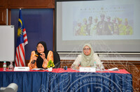 PROGRAM BICARA KURATOR JMM BUKTI MATERIAL BUDAYA DAN BATIK ELA MALAYSIA