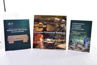 GAMBAR BUKU BUKU TERBITAN JMM UNTUK KEGUNAAN BROSUR DAN PROMOSI BAHAN BAHAN TERBITAN