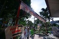 THE SUNBURST MARKETPLACE