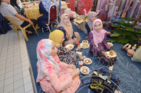 PERASMIAN PAMERAN ALHARAMAIN  DAN MAJLIS  RAMAH MESRA BERSAMA PENGGIAT INDUSTRI PELANCONGAN