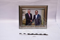 KERJA-KERJA DOKUMENTASI INVENTORI KOLEKSI YAB DATO' SERI ANUAR IBRAHIM